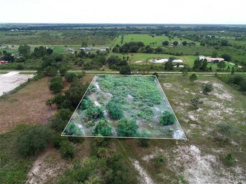 На продажу: $30,000 (1.25 acres)