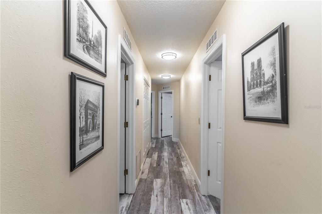 For Sale: $1,150,000 (5 beds, 5 baths, 3879 Square Feet)