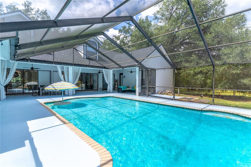 For Sale: $1,150,000 (5 beds, 5 baths, 3879 Square Feet)