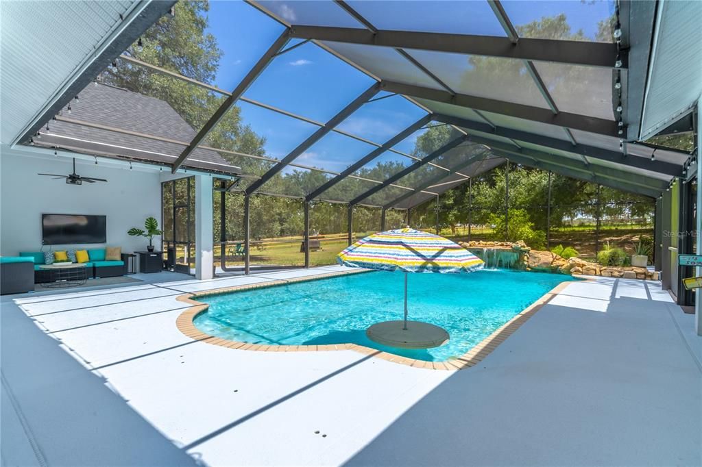 For Sale: $1,150,000 (5 beds, 5 baths, 3879 Square Feet)