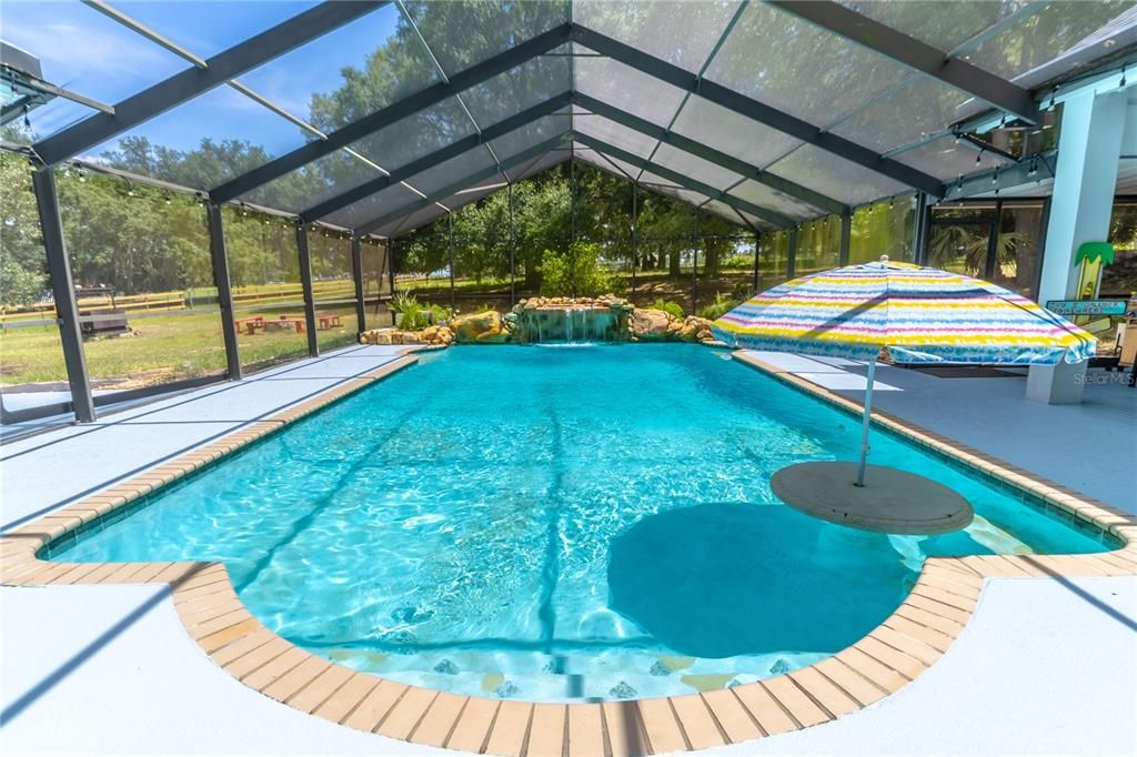For Sale: $1,150,000 (5 beds, 5 baths, 3879 Square Feet)