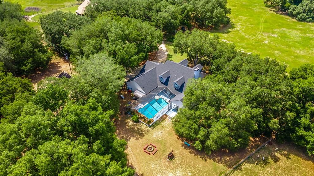 For Sale: $1,150,000 (5 beds, 5 baths, 3879 Square Feet)