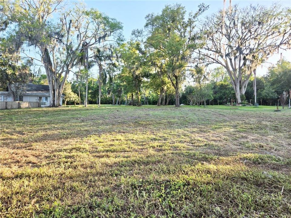 En Venta: $499,000 (0.58 acres)