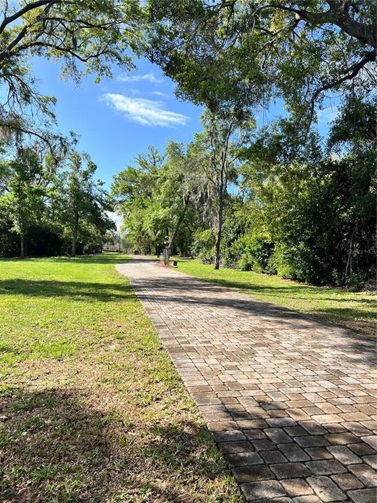 En Venta: $499,000 (0.58 acres)