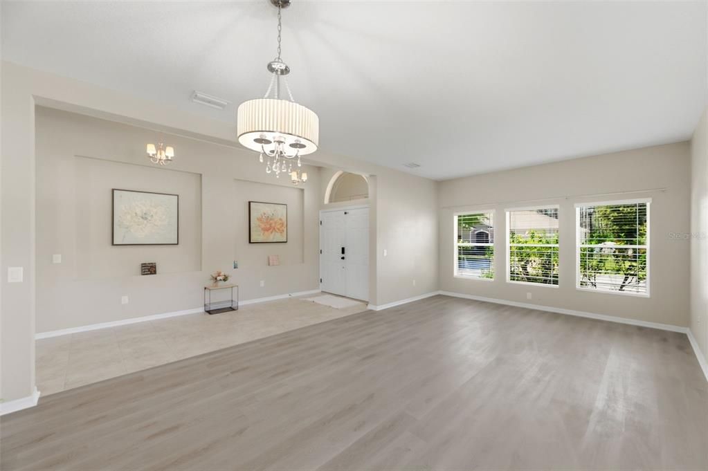 Active With Contract: $515,000 (4 beds, 3 baths, 2655 Square Feet)