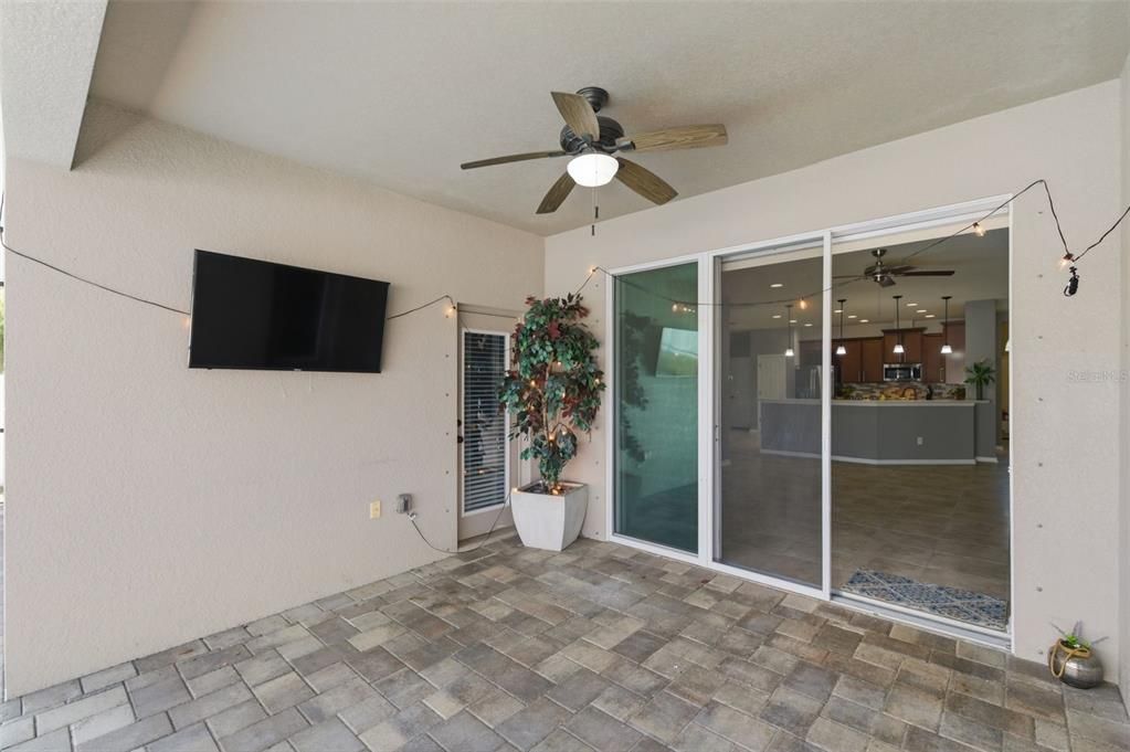 Active With Contract: $515,000 (4 beds, 3 baths, 2655 Square Feet)