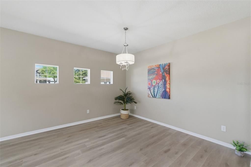 Active With Contract: $515,000 (4 beds, 3 baths, 2655 Square Feet)