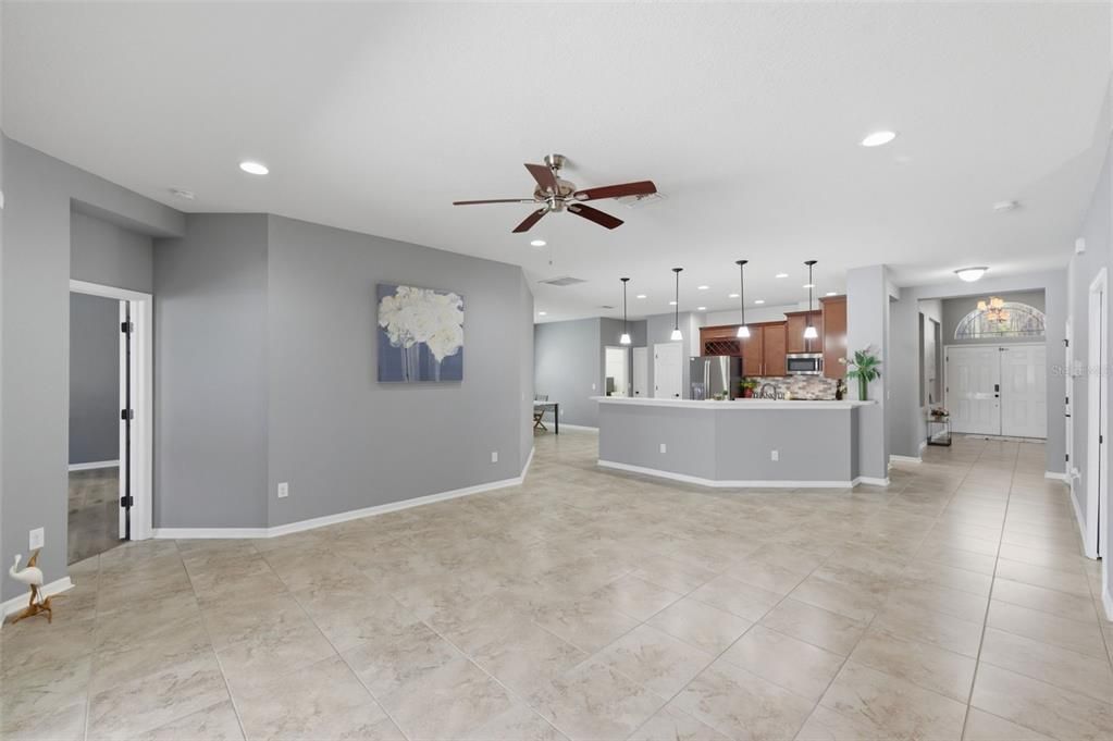 Active With Contract: $515,000 (4 beds, 3 baths, 2655 Square Feet)