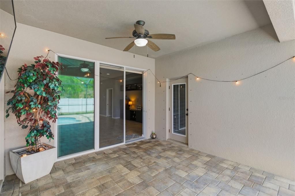 Active With Contract: $515,000 (4 beds, 3 baths, 2655 Square Feet)