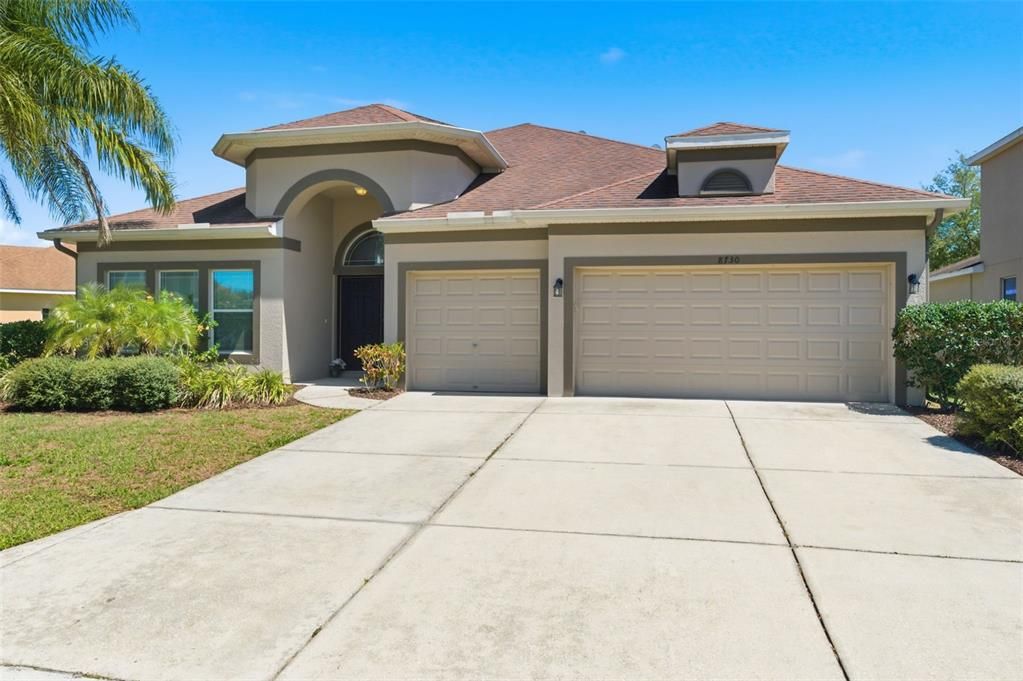 Active With Contract: $515,000 (4 beds, 3 baths, 2655 Square Feet)