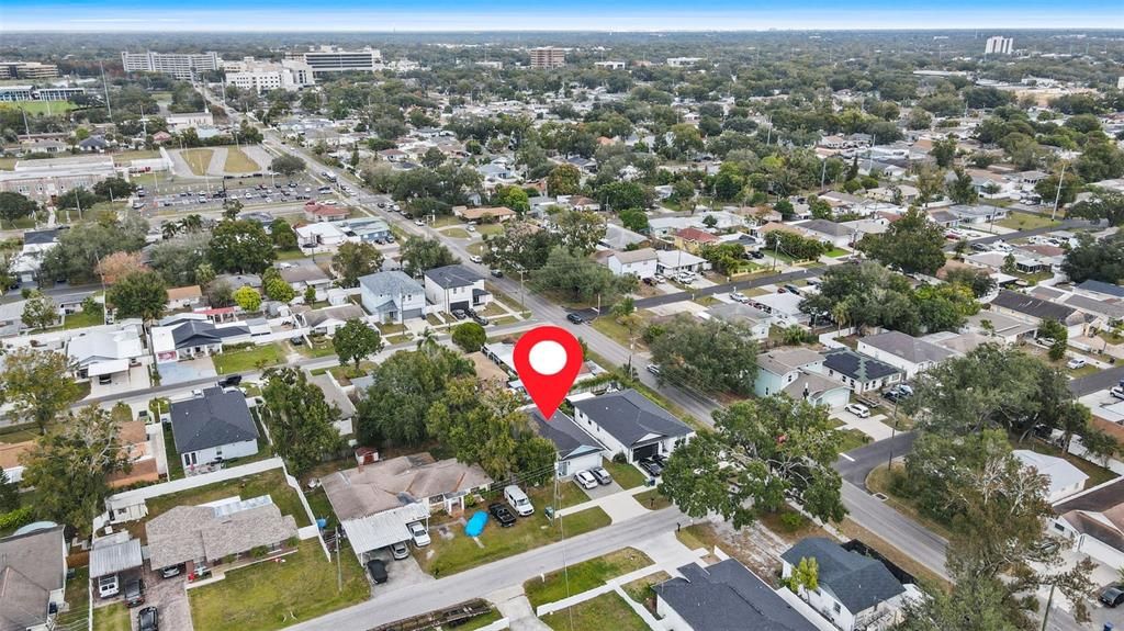 Active With Contract: $3,950 (4 beds, 2 baths, 1764 Square Feet)