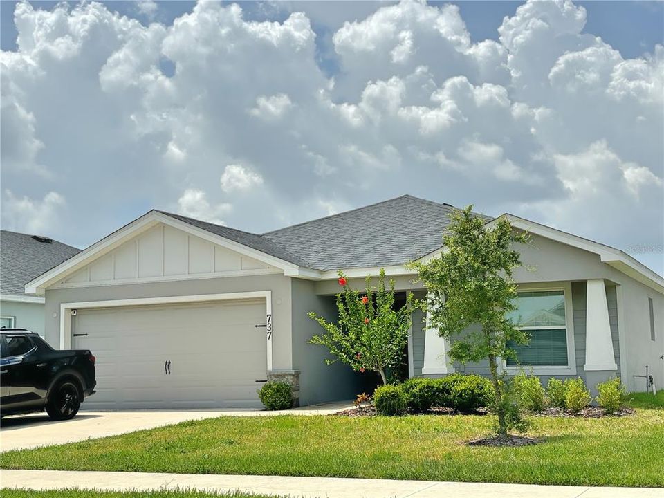 For Sale: $335,000 (4 beds, 2 baths, 1787 Square Feet)