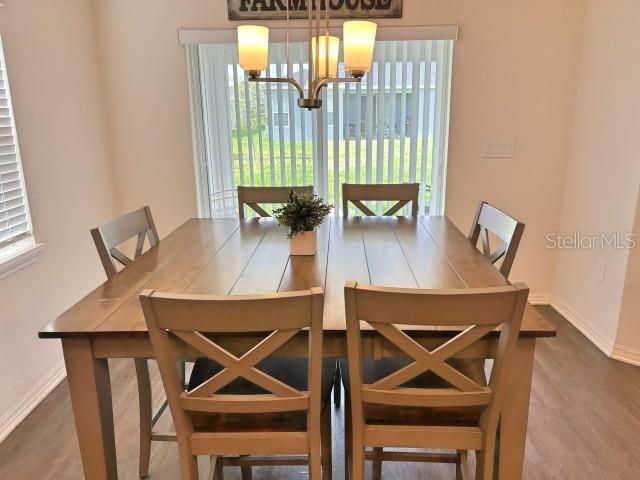 For Sale: $335,000 (4 beds, 2 baths, 1787 Square Feet)
