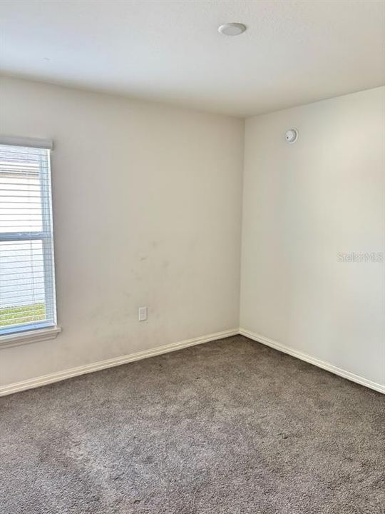 For Sale: $335,000 (4 beds, 2 baths, 1787 Square Feet)