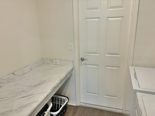 For Sale: $335,000 (4 beds, 2 baths, 1787 Square Feet)