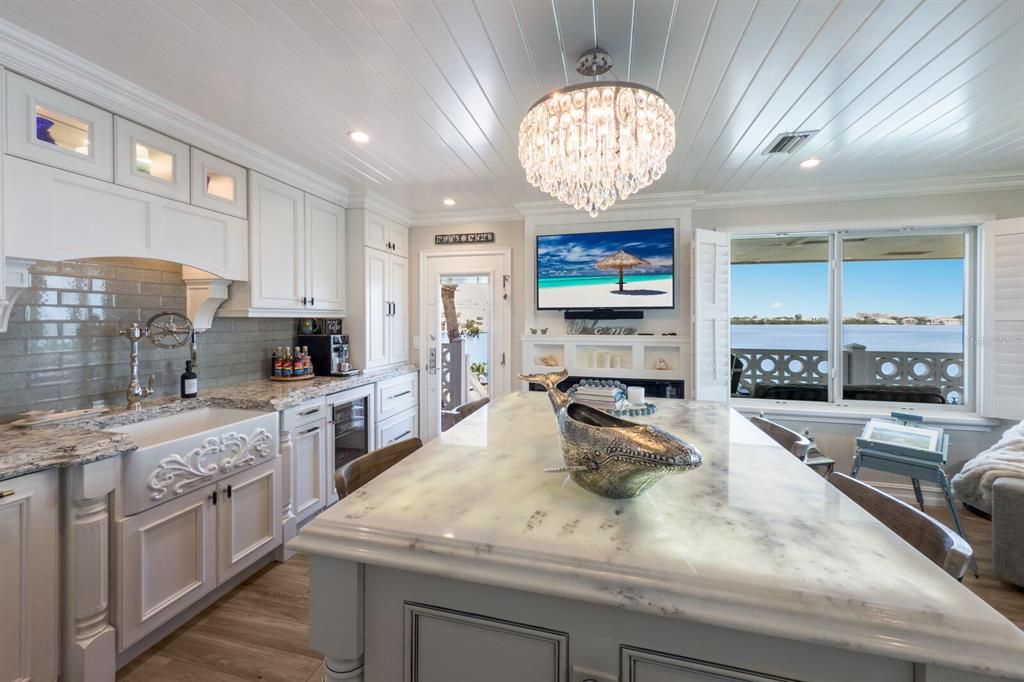 En Venta: $675,000 (2 camas, 1 baños, 816 Pies cuadrados)