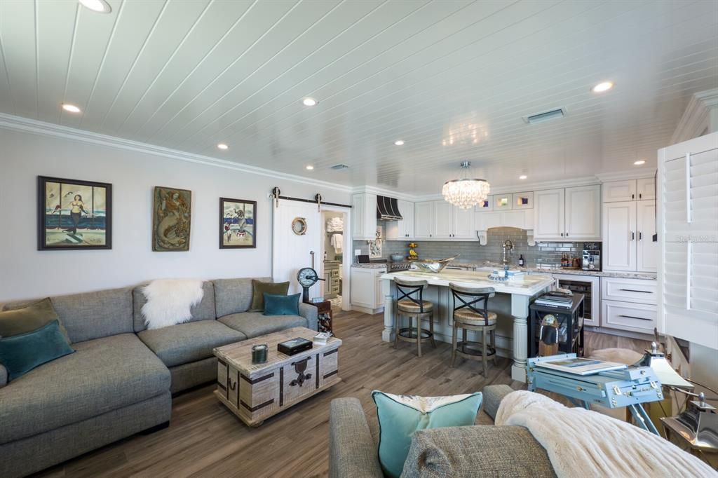 En Venta: $675,000 (2 camas, 1 baños, 816 Pies cuadrados)