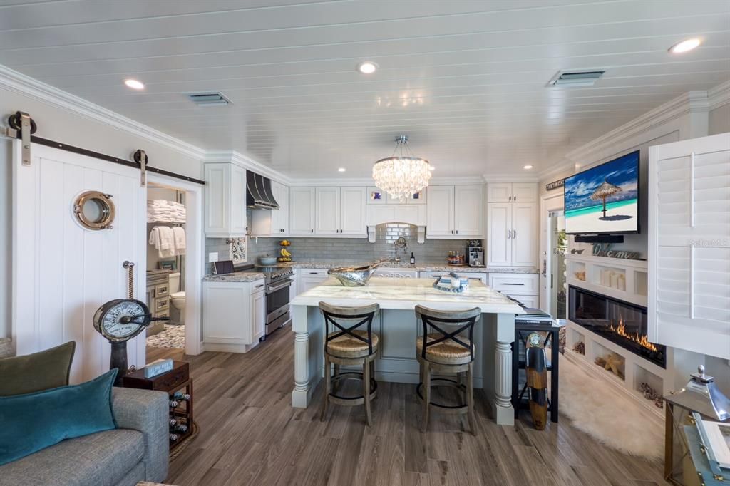 En Venta: $675,000 (2 camas, 1 baños, 816 Pies cuadrados)