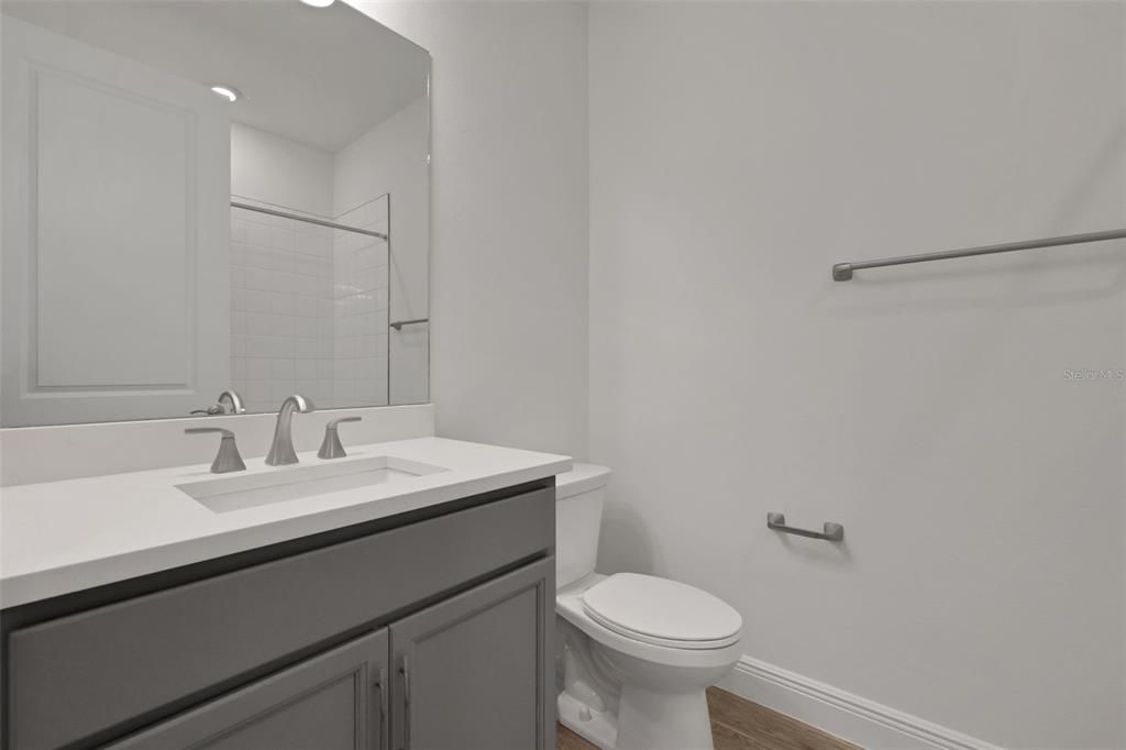 Active With Contract: $333,990 (3 beds, 2 baths, 1433 Square Feet)