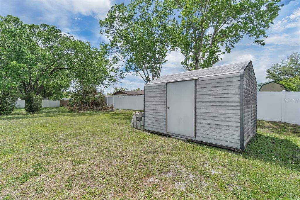 Под контрактом: $2,350 (3 спален, 2 ванн, 1026 Квадратных фут)