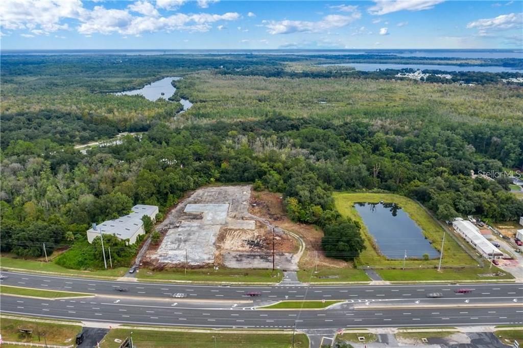En Venta: $699,000 (1.27 acres)