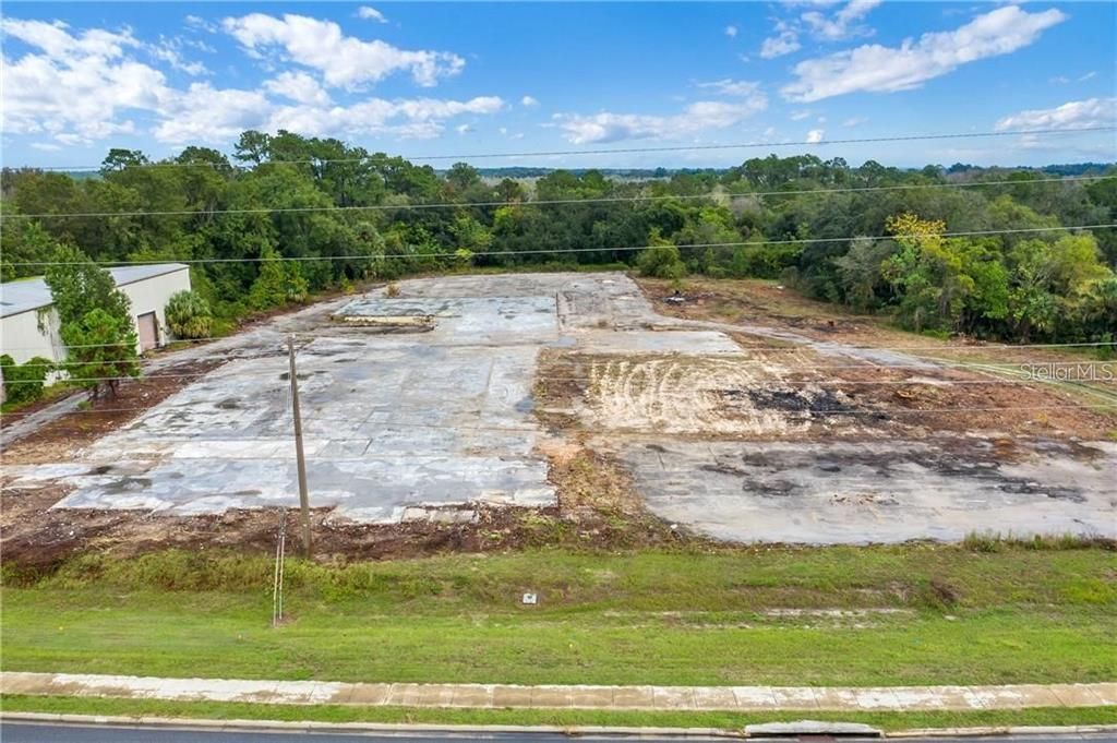 En Venta: $699,000 (1.27 acres)