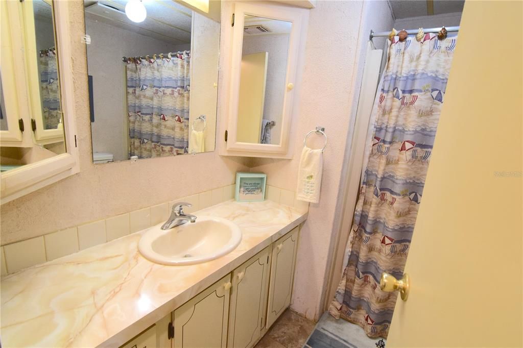 En Venta: $24,900 (2 camas, 2 baños, 960 Pies cuadrados)