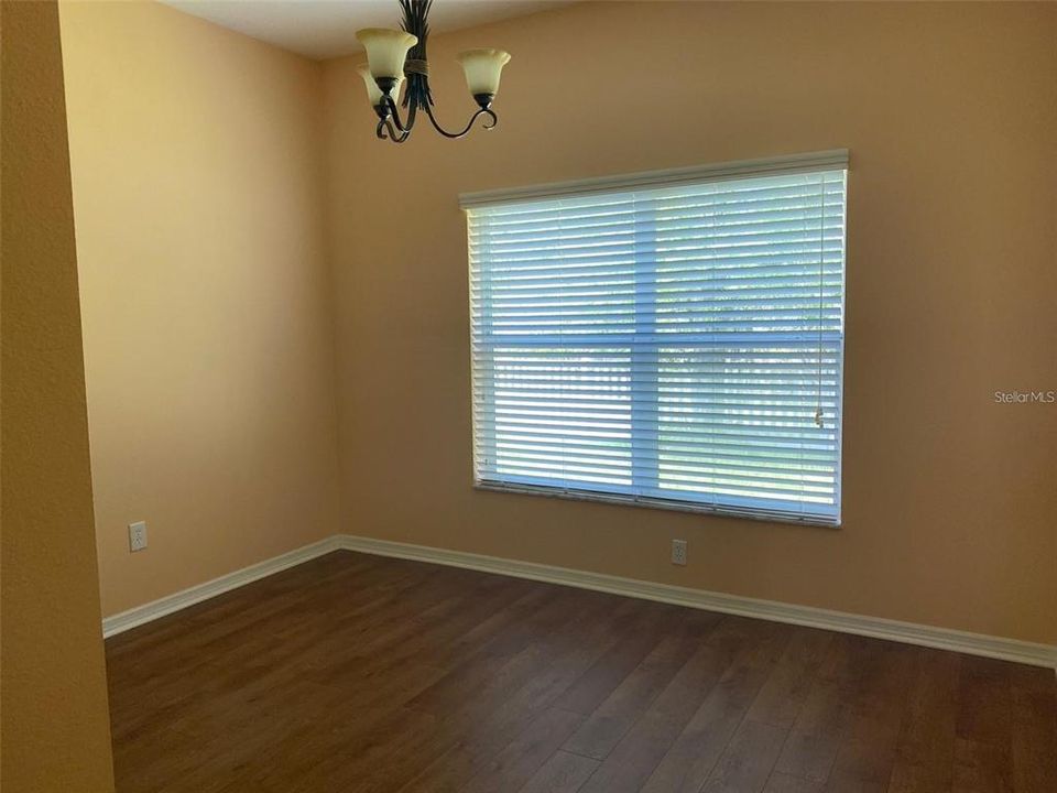 В аренду: $2,495 (3 спален, 2 ванн, 1758 Квадратных фут)