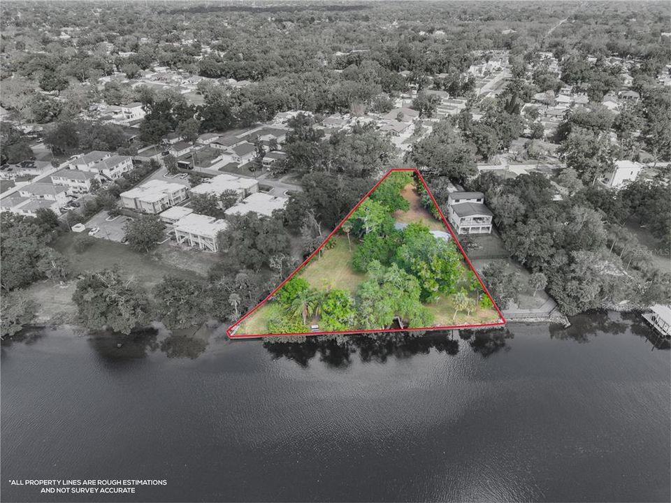 待售: $950,000 (1.04 acres)