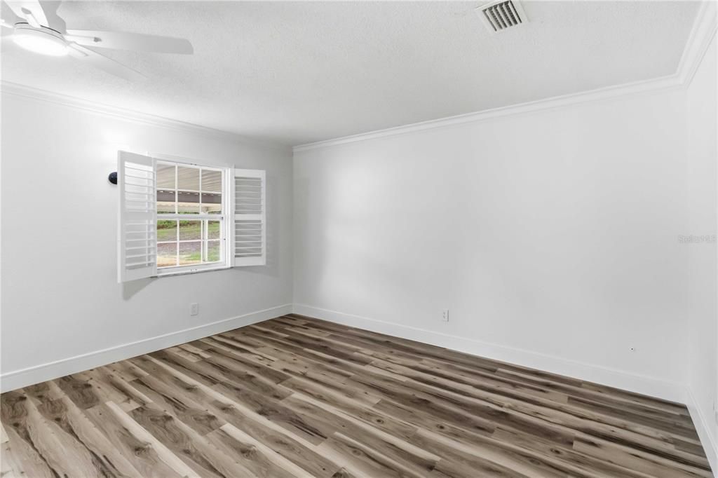 En Venta: $599,900 (3 camas, 2 baños, 2360 Pies cuadrados)