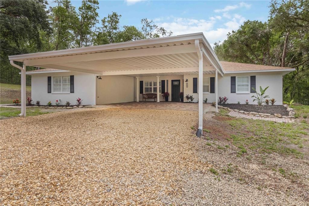 En Venta: $599,900 (3 camas, 2 baños, 2360 Pies cuadrados)