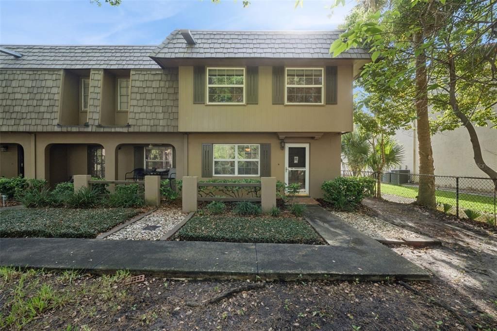 For Sale: $359,900 (3 beds, 1 baths, 1400 Square Feet)