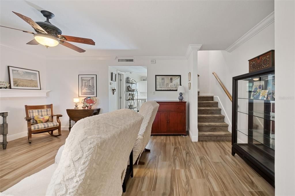 For Sale: $359,900 (3 beds, 1 baths, 1400 Square Feet)