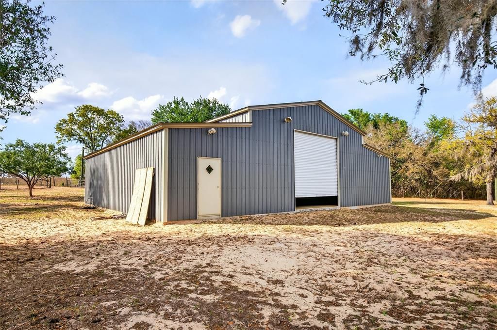 En Venta: $1,250,000 (3 camas, 2 baños, 1800 Pies cuadrados)