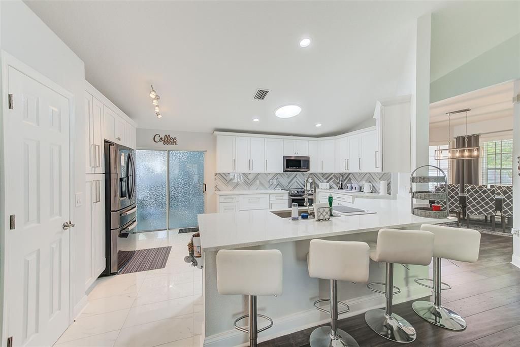Active With Contract: $795,000 (5 beds, 3 baths, 2619 Square Feet)