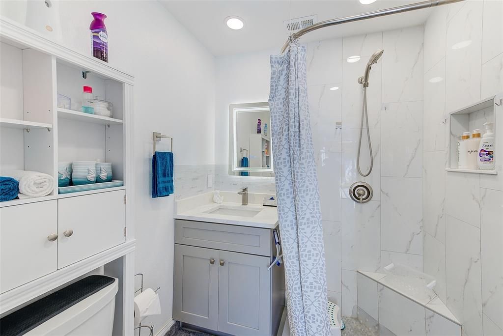 Active With Contract: $795,000 (5 beds, 3 baths, 2619 Square Feet)