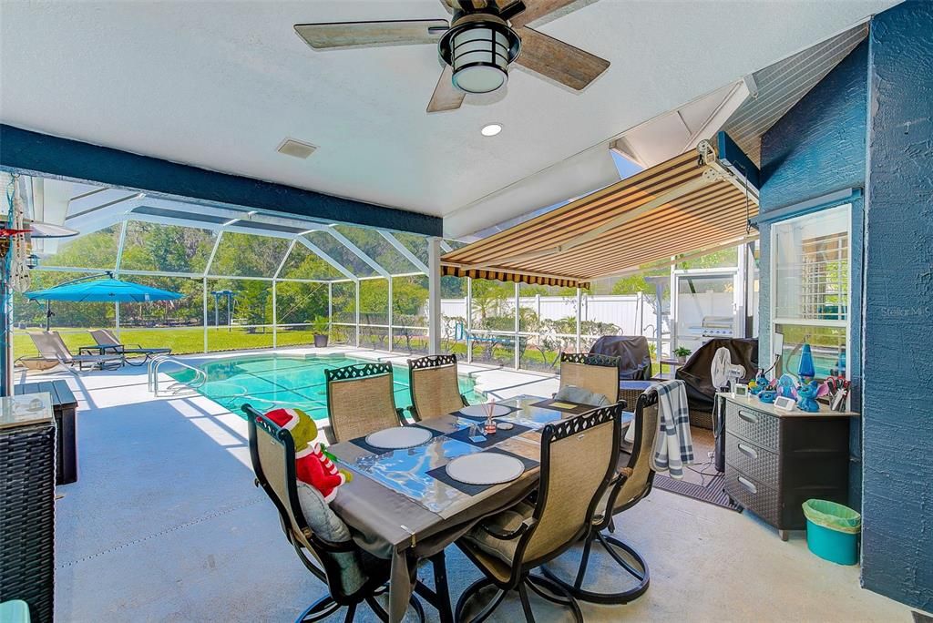 Active With Contract: $795,000 (5 beds, 3 baths, 2619 Square Feet)
