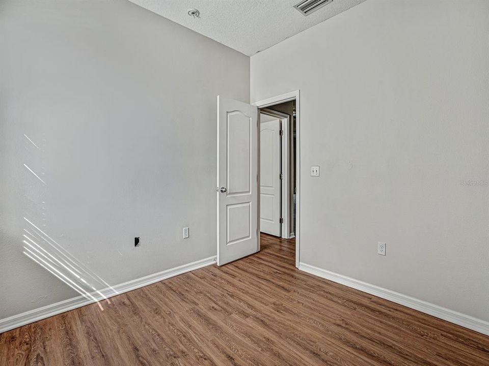 For Sale: $330,000 (3 beds, 2 baths, 1770 Square Feet)