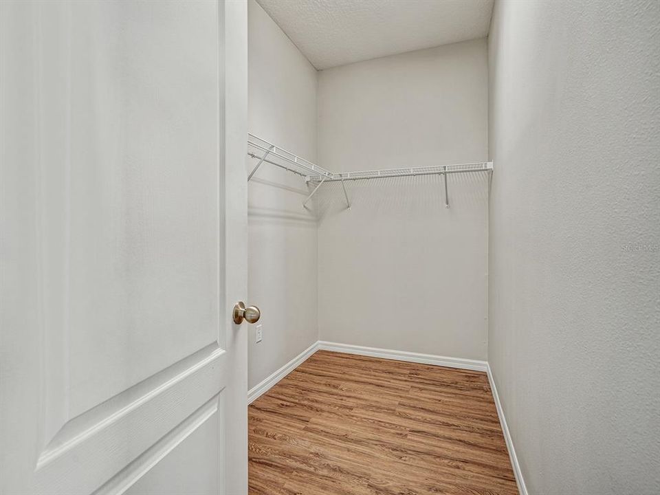 For Sale: $330,000 (3 beds, 2 baths, 1770 Square Feet)