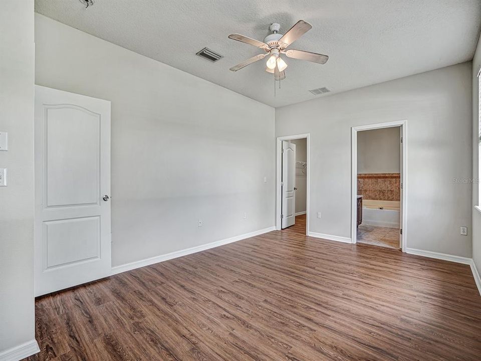 For Sale: $330,000 (3 beds, 2 baths, 1770 Square Feet)