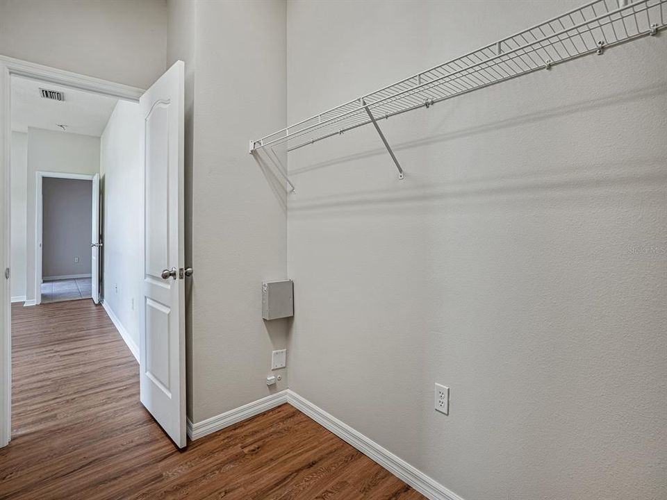 For Sale: $330,000 (3 beds, 2 baths, 1770 Square Feet)
