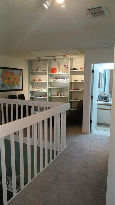 For Sale: $339,000 (3 beds, 2 baths, 1464 Square Feet)