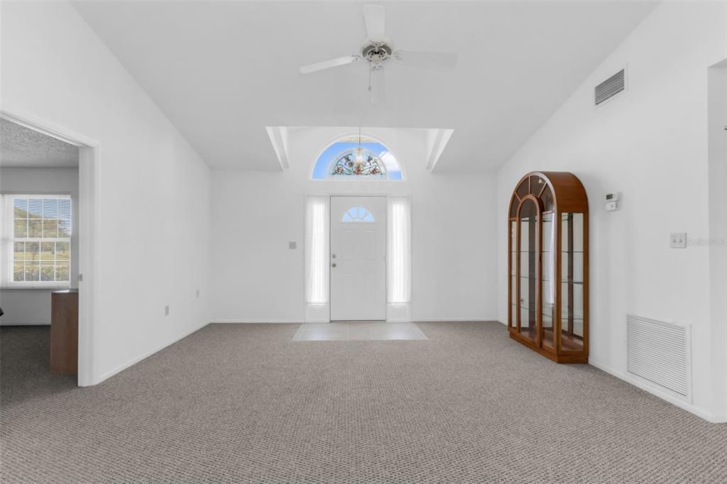 Active With Contract: $260,000 (2 beds, 2 baths, 1520 Square Feet)