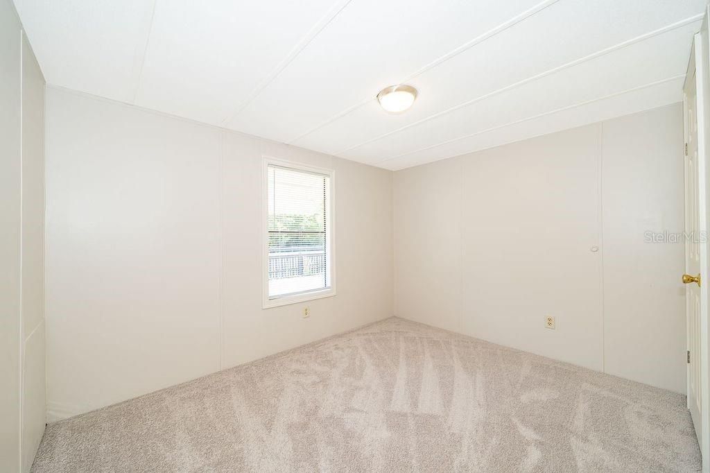Active With Contract: $250,000 (3 beds, 2 baths, 1150 Square Feet)
