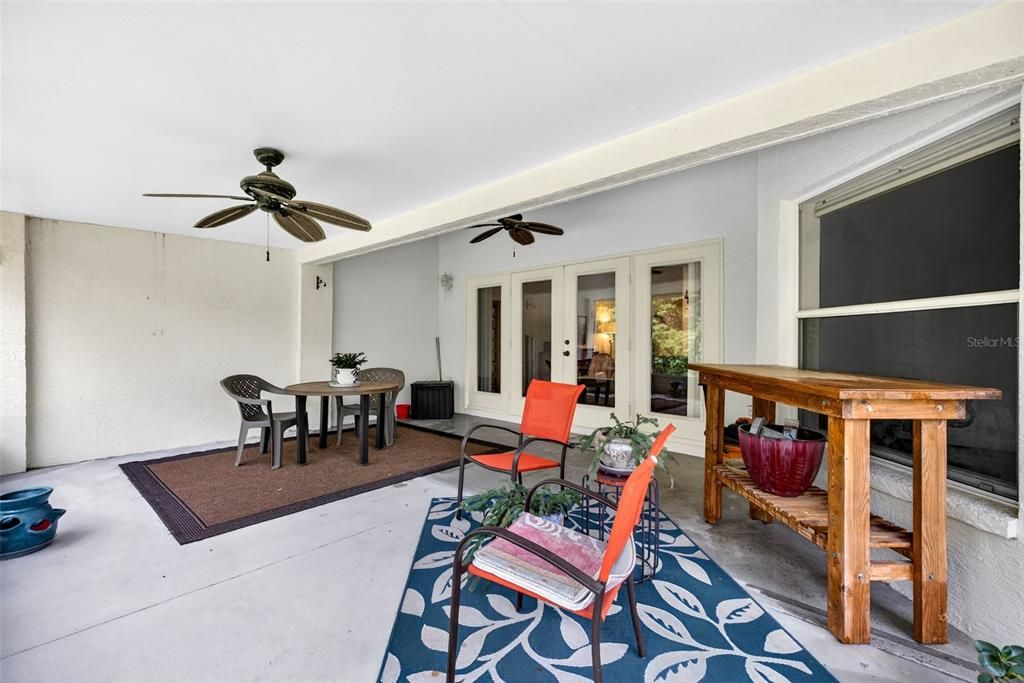 На продажу: $225,000 (2 спален, 2 ванн, 1477 Квадратных фут)