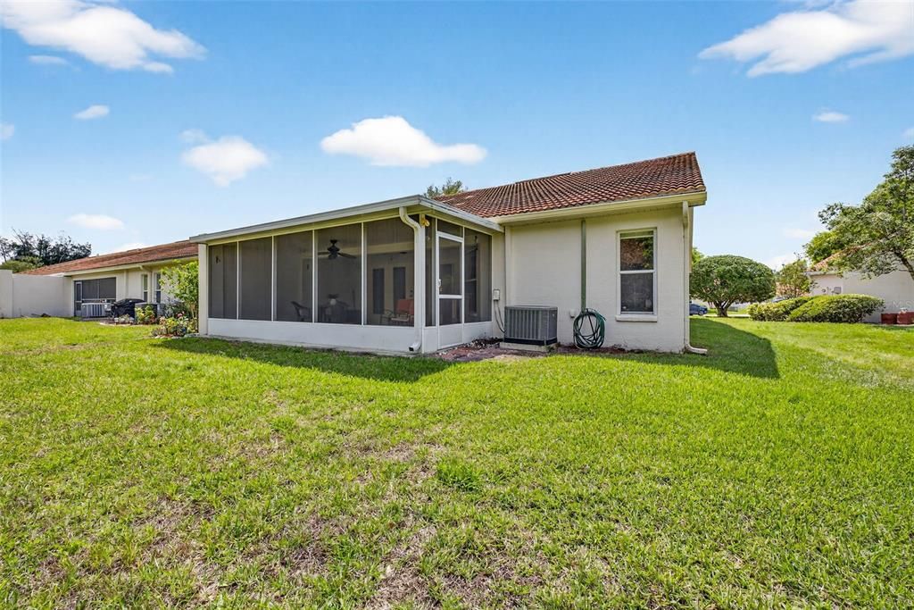 На продажу: $225,000 (2 спален, 2 ванн, 1477 Квадратных фут)