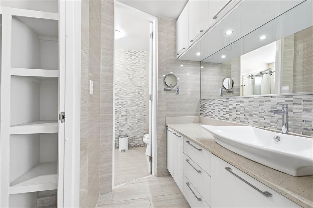 Active With Contract: $749,000 (4 beds, 3 baths, 2902 Square Feet)
