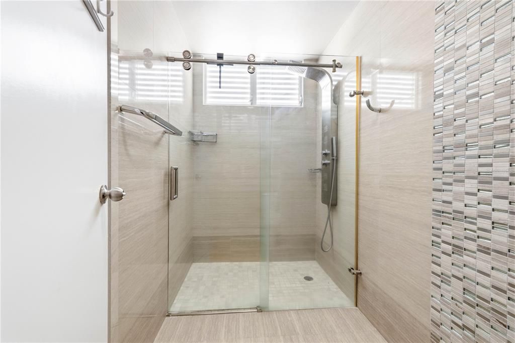 Active With Contract: $749,000 (4 beds, 3 baths, 2902 Square Feet)