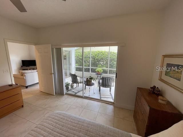 Active With Contract: $231,000 (2 beds, 2 baths, 1064 Square Feet)