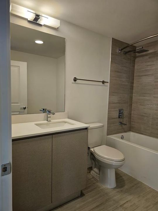 В аренду: $1,700 (1 спален, 1 ванн, 750 Квадратных фут)